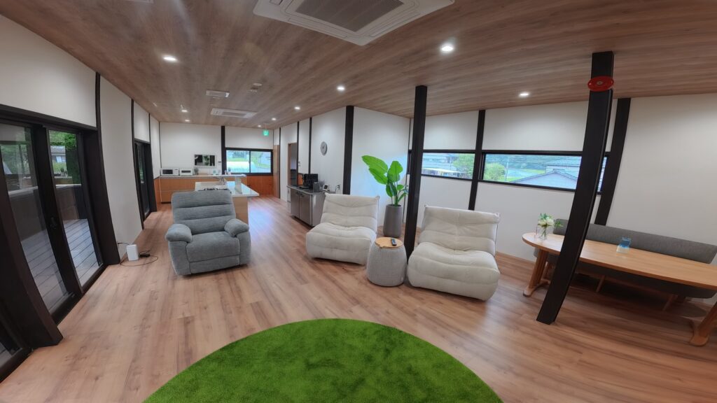 2階のリビング全景